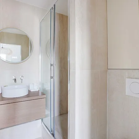 Cosy - 2p - 16eme - Victor Hugo Hébergement de vacances